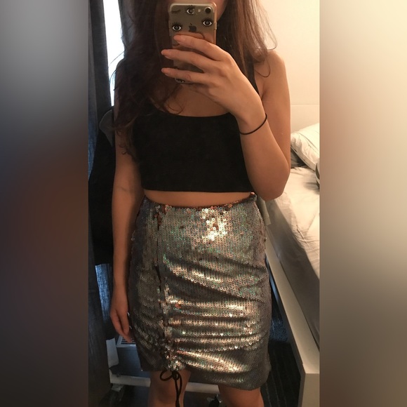 Lovers and Friends XS sequin skirt BNWT - Picture 4 of 4